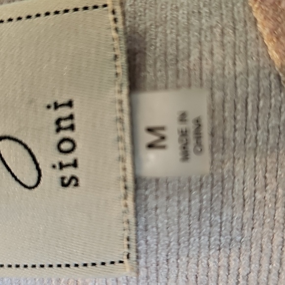 Sioni  Multipal Floral Patterned Long Sleeve Top. Super Soft. Size Meduim‎ Cream - Picture 7 of 12